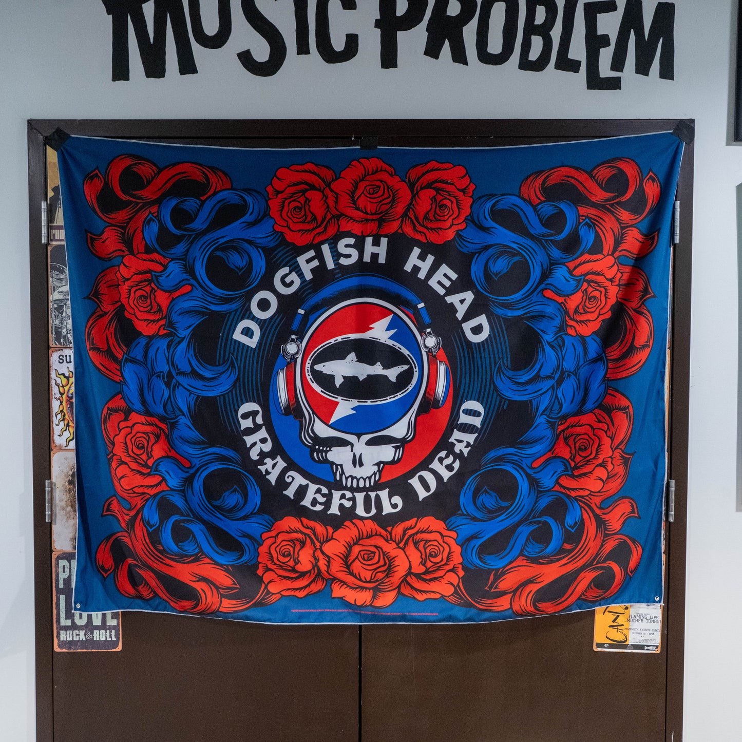 Dogfish Head Grateful Dead bandana with roses on a door